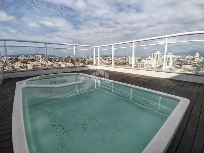COBERTURA COM PISCINA EM CONDOMINIO FECHADO DE 3 DORMITÓRIOS NO BAIRRO BARREIROS - SÃO JOS
