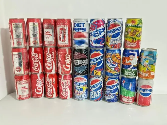 Coleção de 26 Latinhas Antigas Raras e Comemorativas da Coca-Cola, Pepsi, Sukita e Guaraná