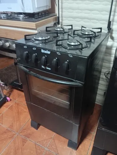 Fogão 4 bocas mesa de vidro e acendimento elétrico 