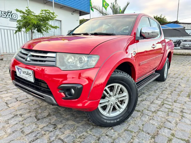 Mitsubishi L200 Triton HPE 3.2 CD TB Int.diesel AUT 2015
