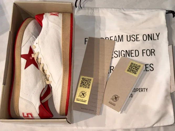 Golden Goose Ballstar