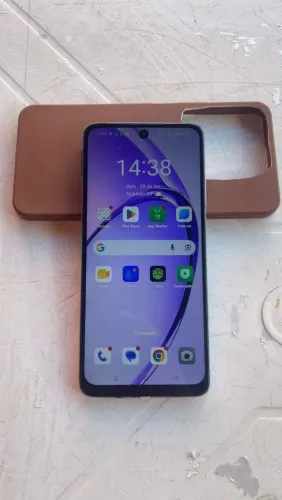Oppo A40 256 GB 8 de Ram câmera impecável bateria duradoura faço entrega