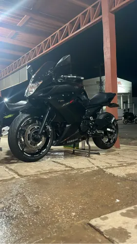 XJ6F com Ótimo estado de conservação