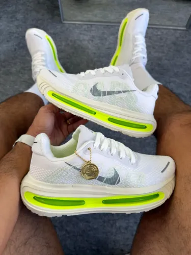 Tenis Nike Air vomero premium  Branco verde flúor 