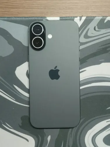IPHONE 17 BASE SEM DETALHES ( LEIA A DESCRIÇÃO)