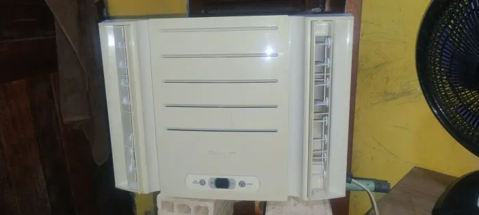 Ar condicionado de janela