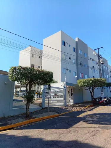 Vendo apartamento 1 suíte + 2 quartos
