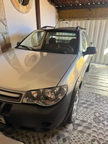Fiat Strada 1.4 MPI Fire Flex 8V CE 2012