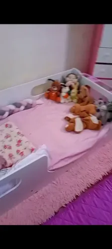 Cama infantil com colchão