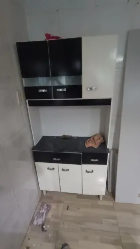 Armário de cozinha usado bom estado pra hj