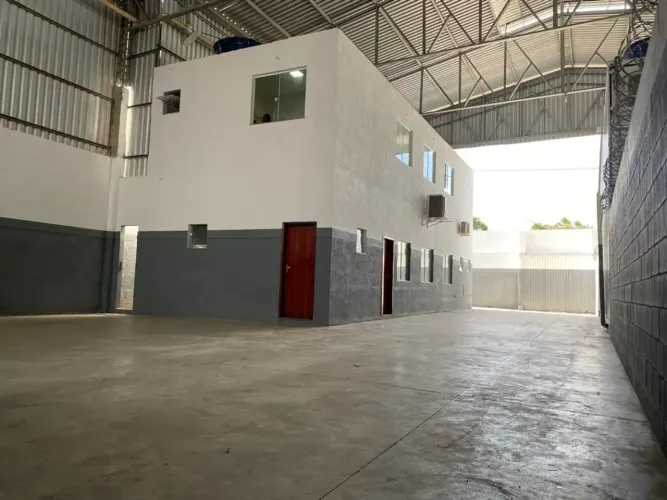 Imóvel para aluguel com 678 metros quadrados com 3 salas