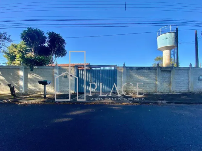 Casa para Locação no Centro (Lácio) 4 Quartos, 1 Suíte, 4 Banheiros e 4 Vagas