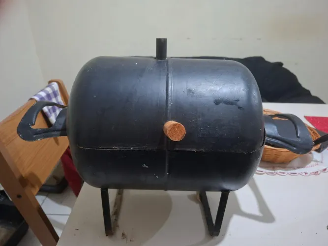 Churrasqueira com Defumador - Ideal para apartamentos e locais pequenos