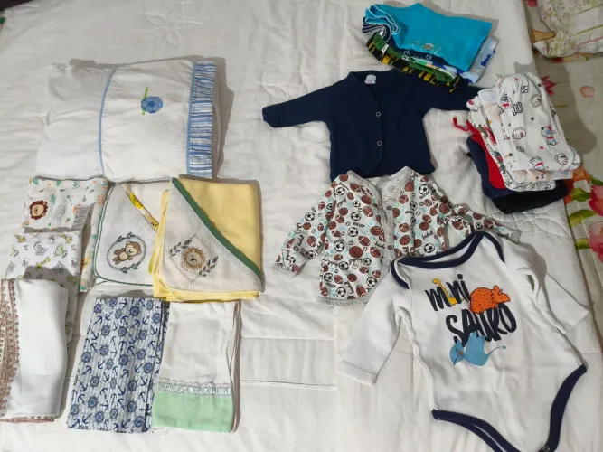 Lote 24 peças bebê 50,00