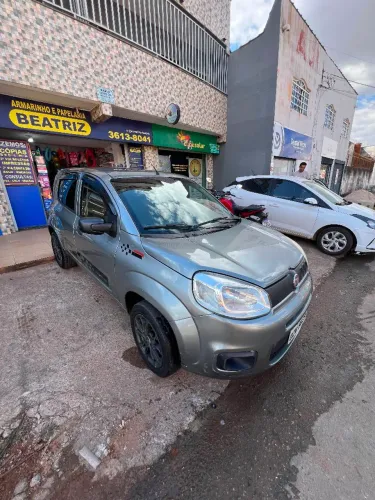 Fiat Uno Attractive 1.0 EVO Fire Flex 8V 5P 2015