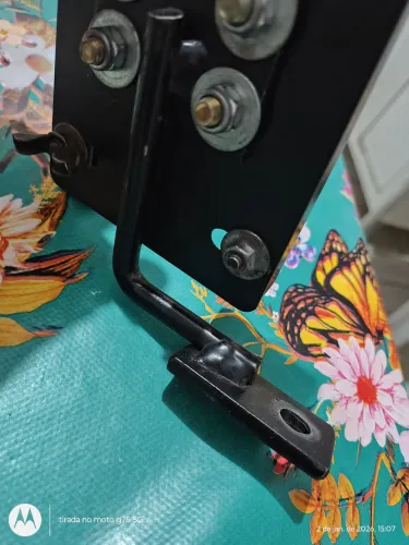 Suporte de celular pra moto no retrovisor