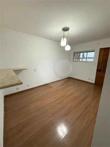 Apartamento com 2 quartos para locação em Mooca - SP