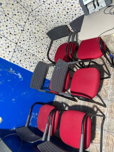 CADEIRAS COMERCIAIS