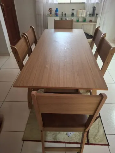 Mesa de 6 cadeiras