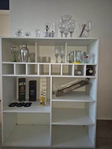 Bar com Adega Branco