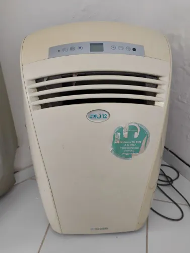 Ar condicionado portátil Piu 12000 BTUs 110v funcionando