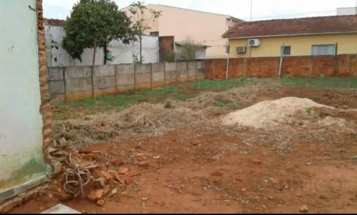Terreno misto de 632 m² em L na Vila Zilda