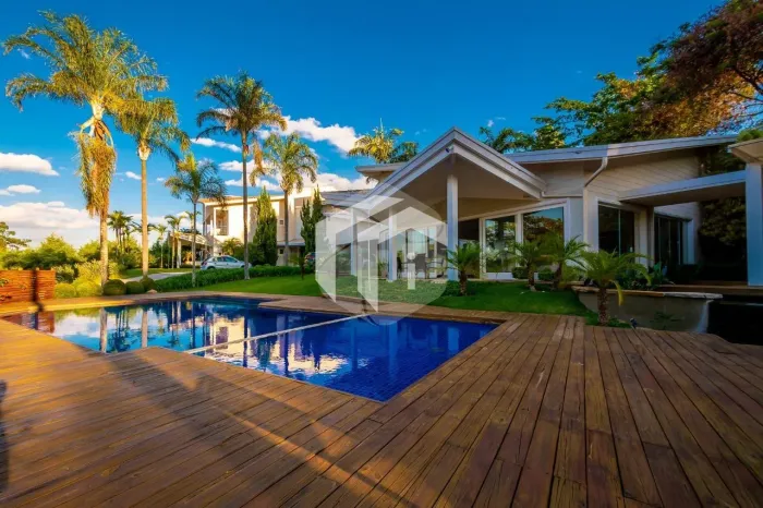 CASA À VENDA EM CONDOMÍNIO FECHADO NO GRAMADO, CHÁCARAS ALTO DA NOVA CAMPINAS.