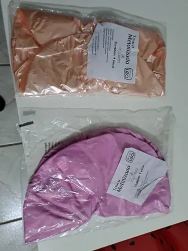 Touca metalizada