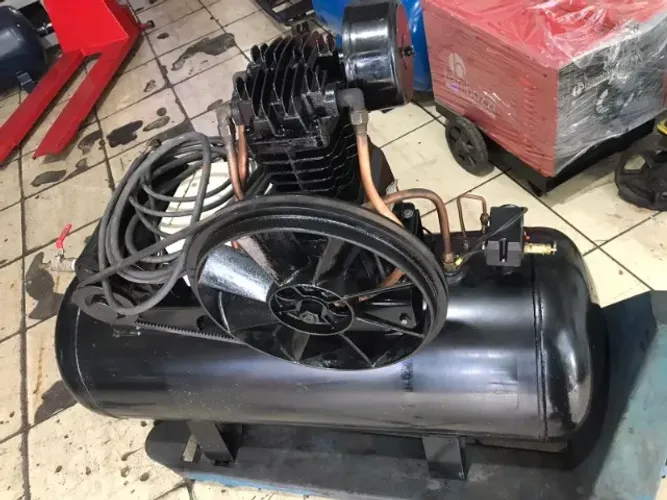 compressor trifasico
