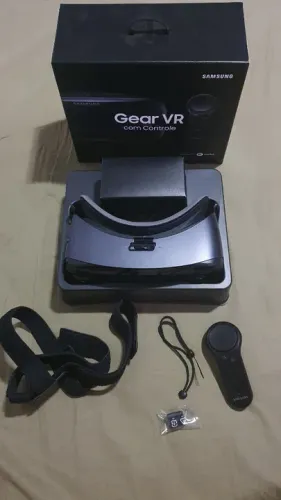 Samsung Gear VR com controle