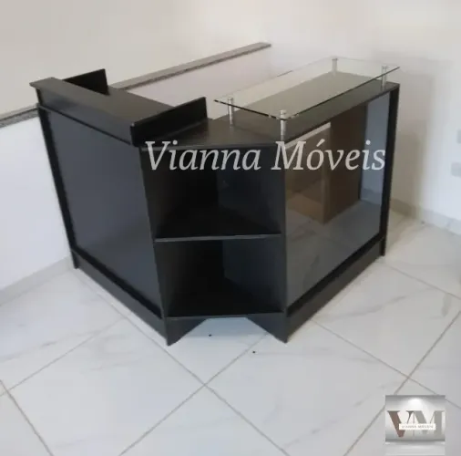 Balcão Caixa em L + Balcão Vitrine com Tampo de Vidro - Preto
