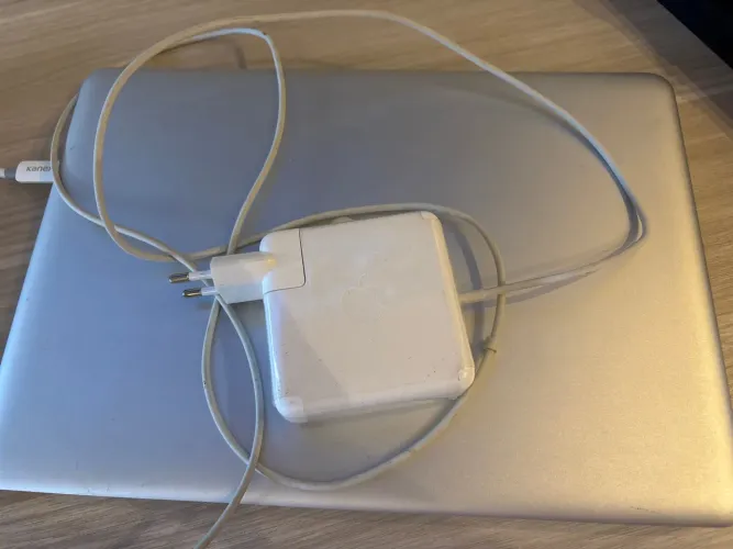 Carregador Apple Magsafe 85W para macbook