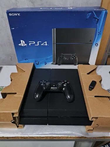 PS4 FAT impecável !! Gold hen 11.00