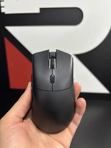 Mouse Gamer Super Avançado PAW 3311 Attack shark R1 18000 DPI