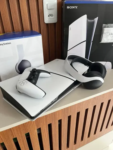 PS5 Slim 1Tb + Fone PS5