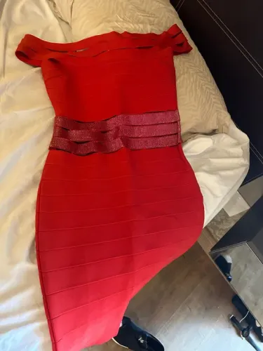 Vestido vermelho bandagem