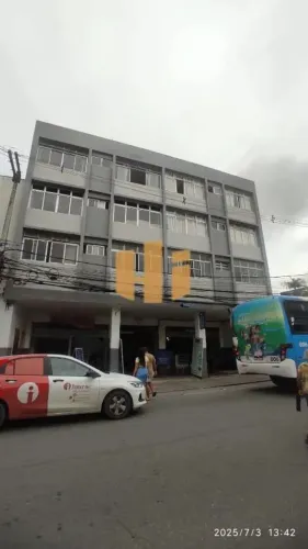 Sala comercial para venda ou locação em Casa Amarela no Edf. São João