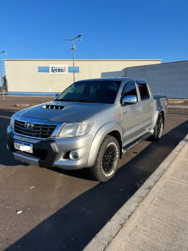 Toyota Hilux CD D4-d 4X4 3.0 TDI Dies. Mec. 2015