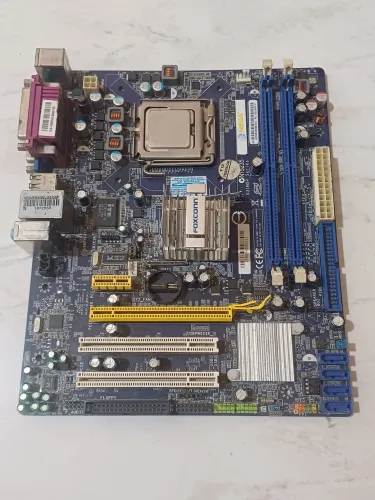 Placa-mãe com processador  para PC Foxconn G31MXP Series