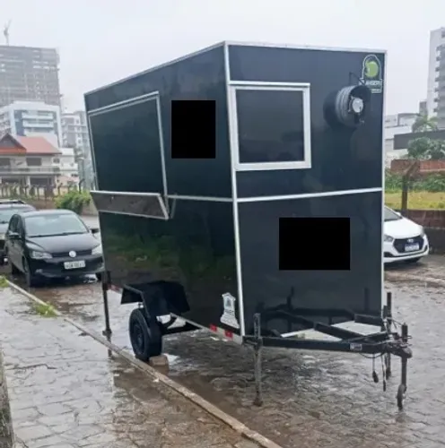 Trailer Food Truck Completo (acabamento interno todo em inox)