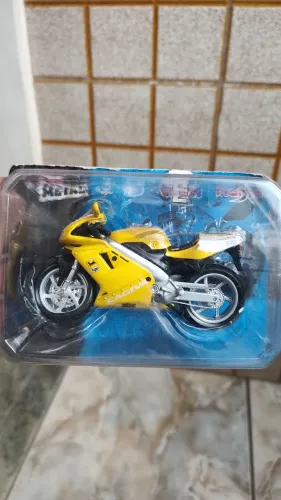 Miniatura de Moto Cagiva Mito - Maisto