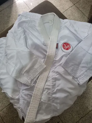 Kimono Infantil de Karatê Branco - Tamanho M1