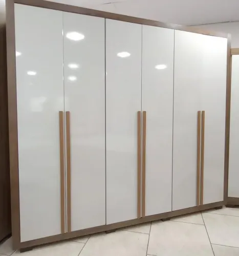 Guarda-Roupa Moderno 6 Portas