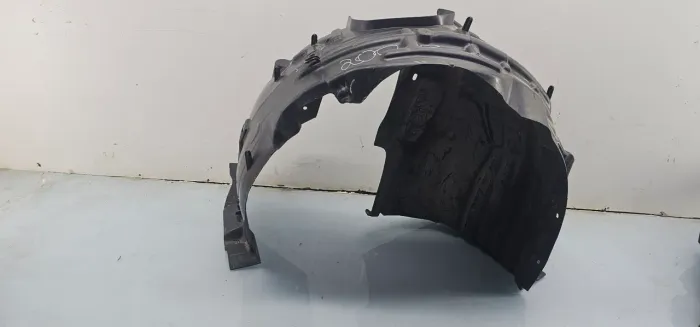 Para-parabarro direito peugeot 208 2021 2022 2023 2024