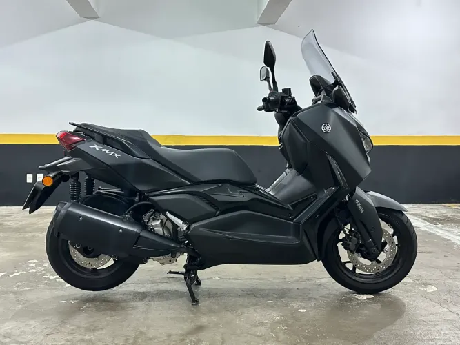Yamaha xmax 250 connected 2025 impecável