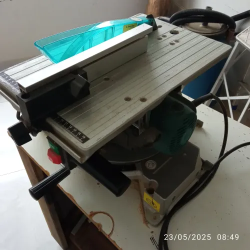 Serra de Mesa e de Esquadria Combinada duas em uma