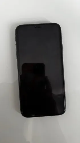 iPhone 11 seminovo 