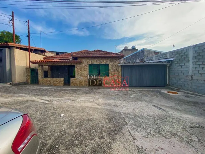 Casa com 3 dormitórios à venda, 154 m² por R$ 580.000,00 - Vila Carmosina - São Paulo/SP