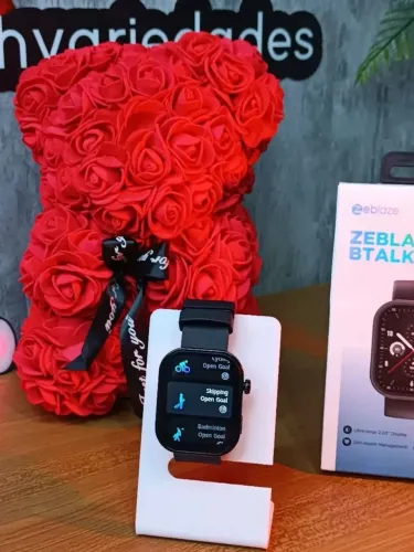 Relógio smartwatch Zeblaze btalk Plus