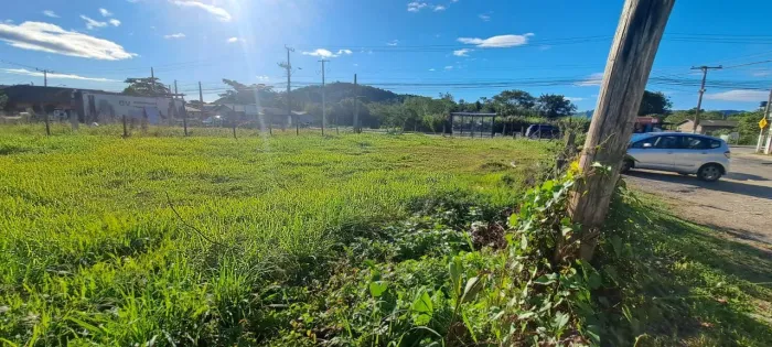 À venda | Terreno com 780 m² - Ribeirão da Ilha, em Florianópolis.